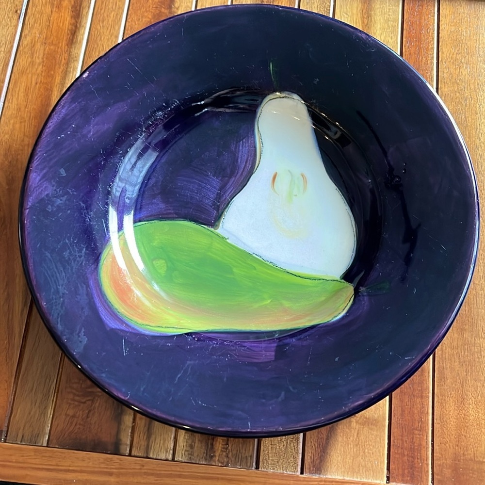 10“. Purple. Pear. Shallow bowl​